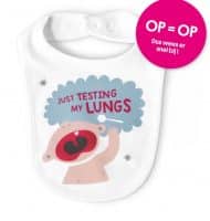 Bestel een gratis Baby slabbetje t.w.v. € 7,50 met de tekst 'Just testing my lungs'